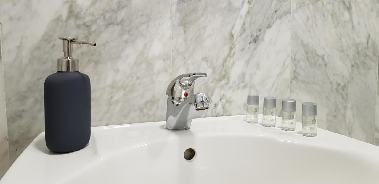 Lux Home - Sierpes Terrace Seville Luaran gambar